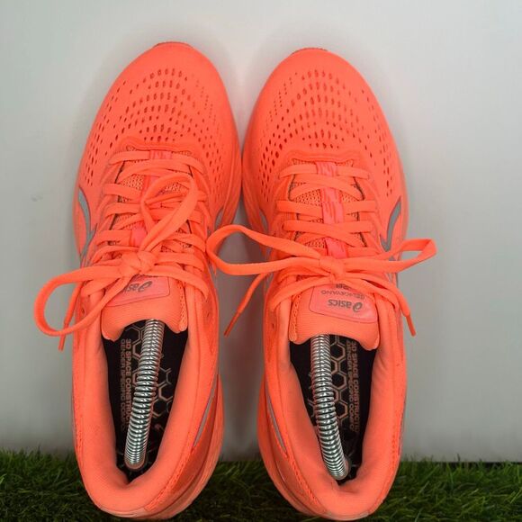 ASICS Gel Kayano 28 Women’s 9.5 Neon Coral Orange Running Shoes 1012B18 - Picture 6 of 9